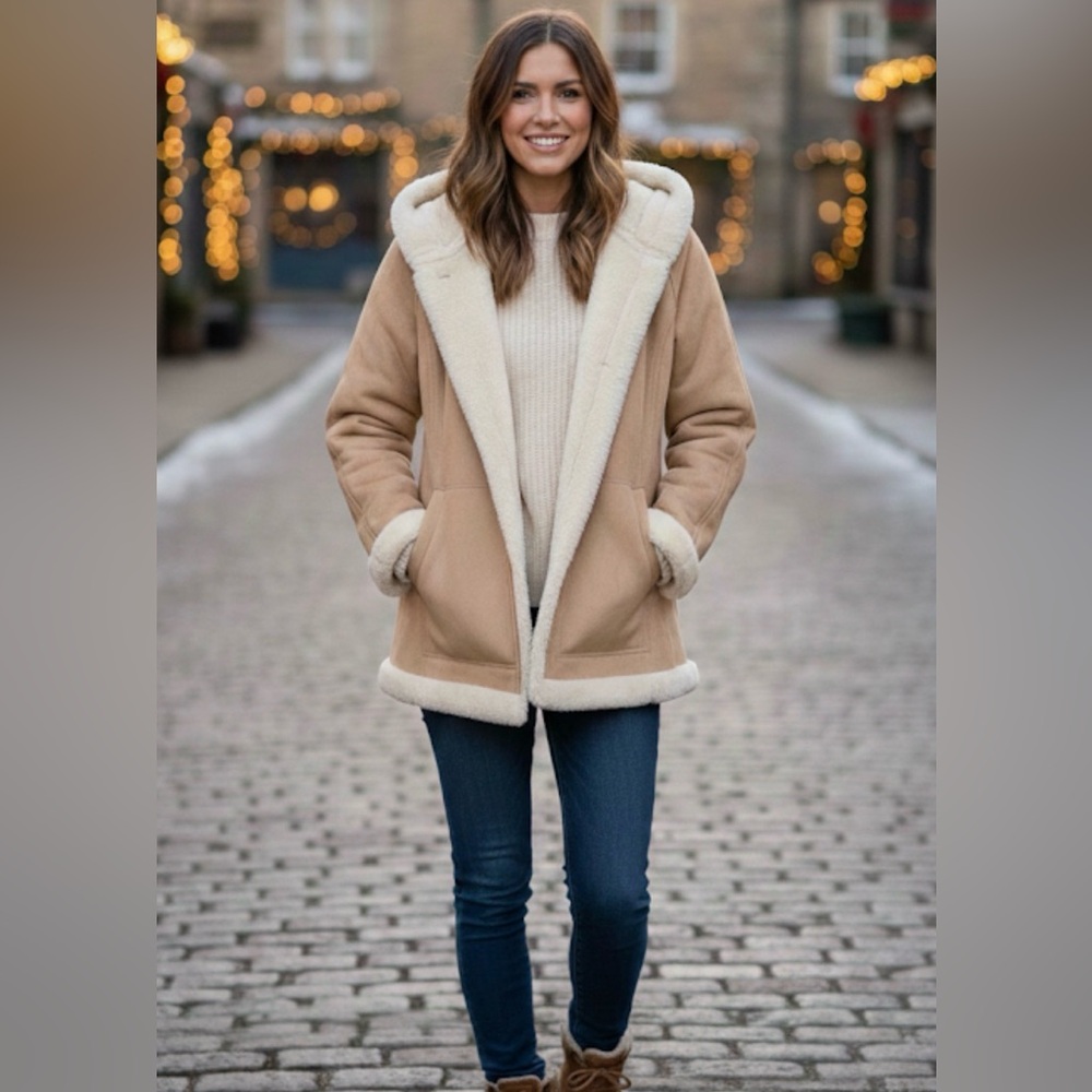 Gorgeous Mackintosh New England‎ Tan Suede Style Jacket with shearling lining